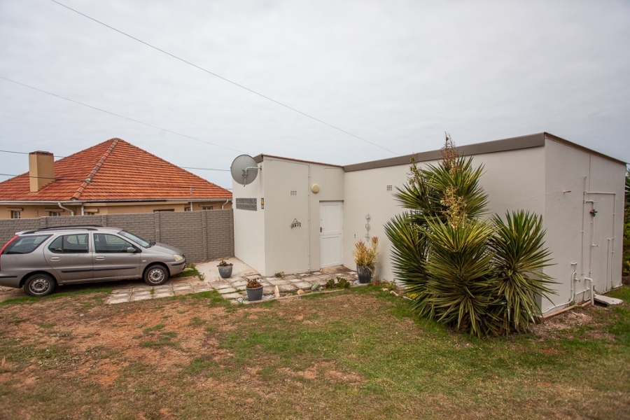 3 Bedroom Property for Sale in Humerail Eastern Cape